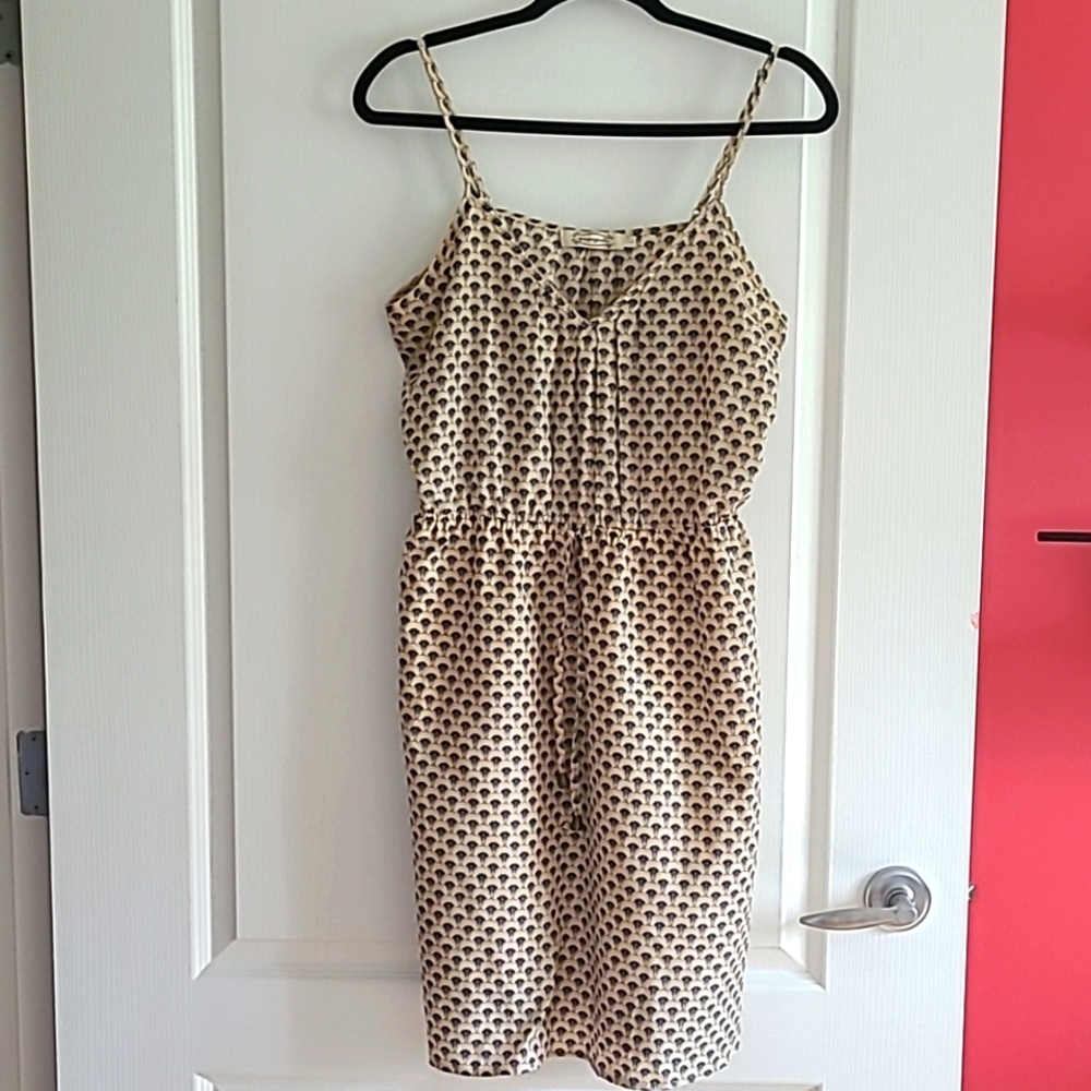 Cute dress with adjustable straps